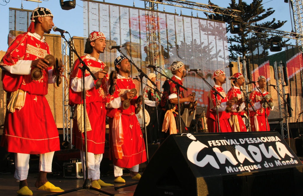 Gnaoua-Musikgruppe beim Gnaoua-Festival in Essaouira